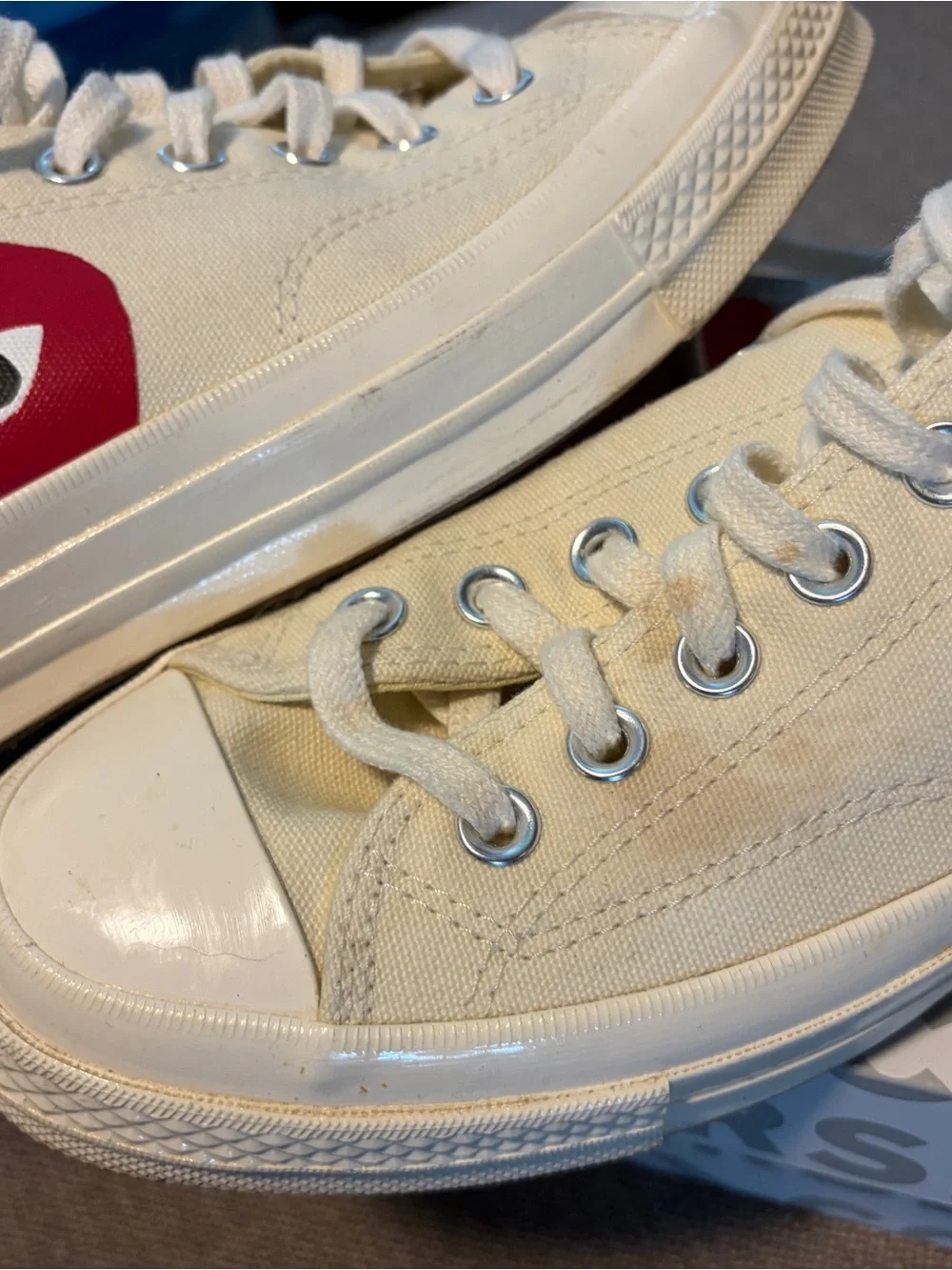 Converse PLAY Comme des Garcons low top sneakers in cream
